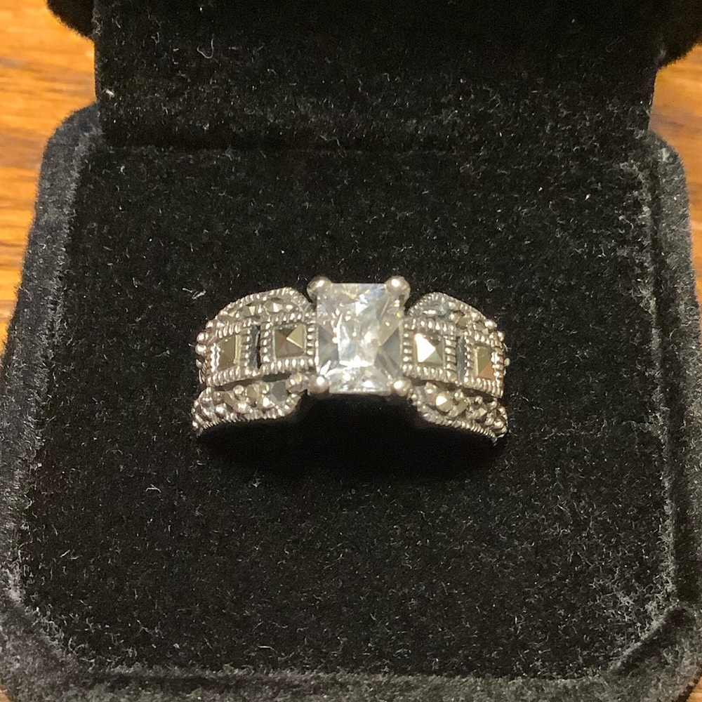 Silpada Rare Sterling Silver Cubic Zirconia Marcasite Ring R0960 Sz 6.5
